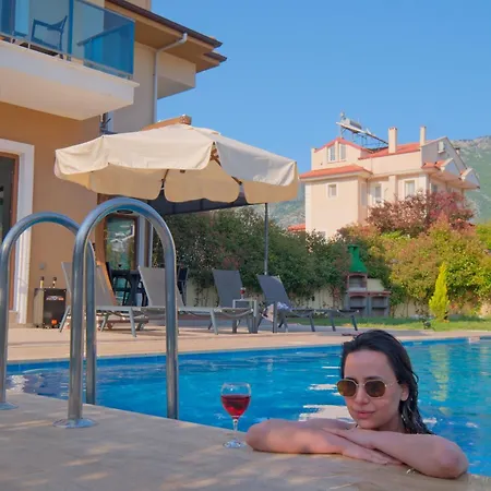 Villa Lavanta Villaları *