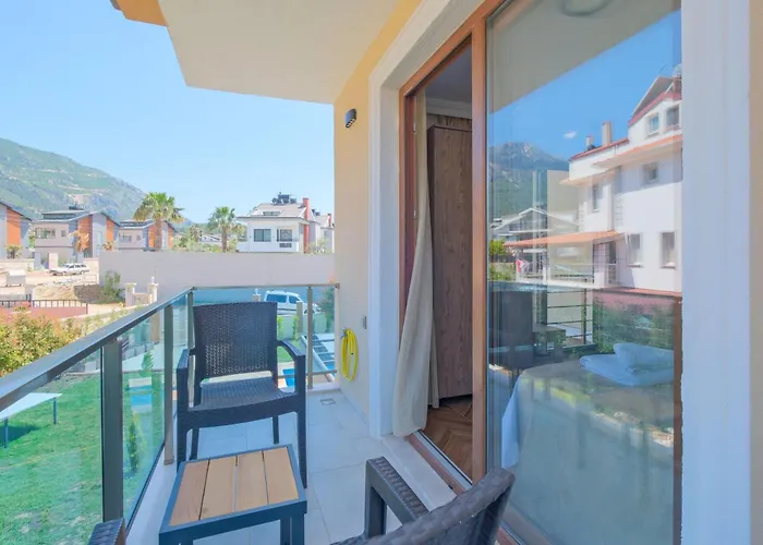 Vilă Lavanta Villalari